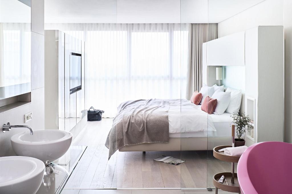 SIDE Design Hotel Hamburg *****