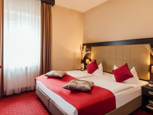Hotel Savoy