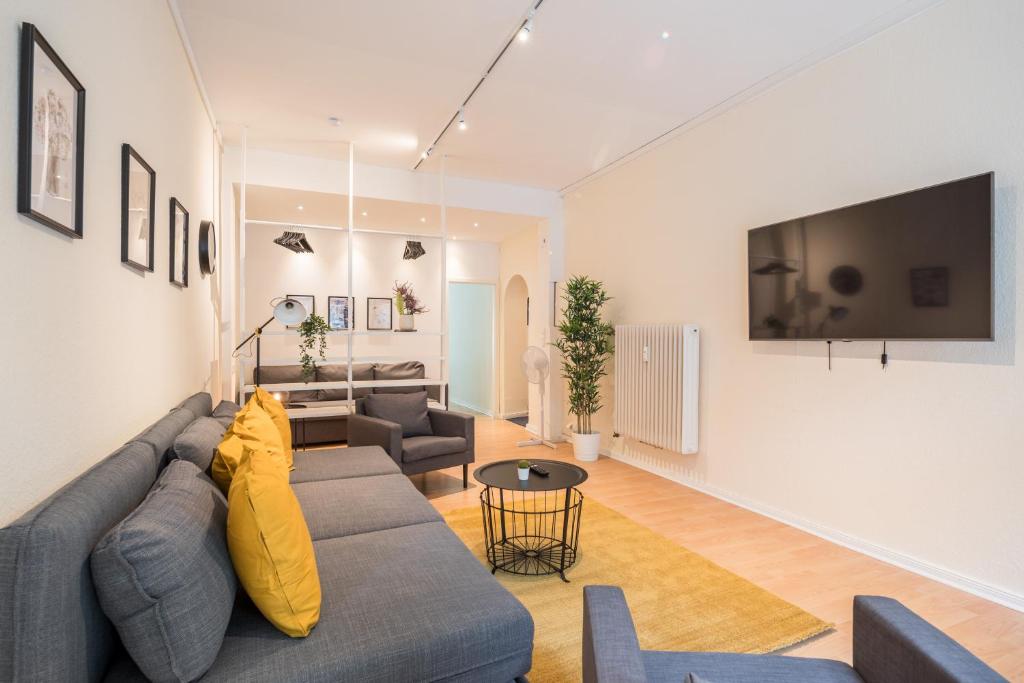 Spacious flat next to Goldbekkanal in Hamburg Winterhude