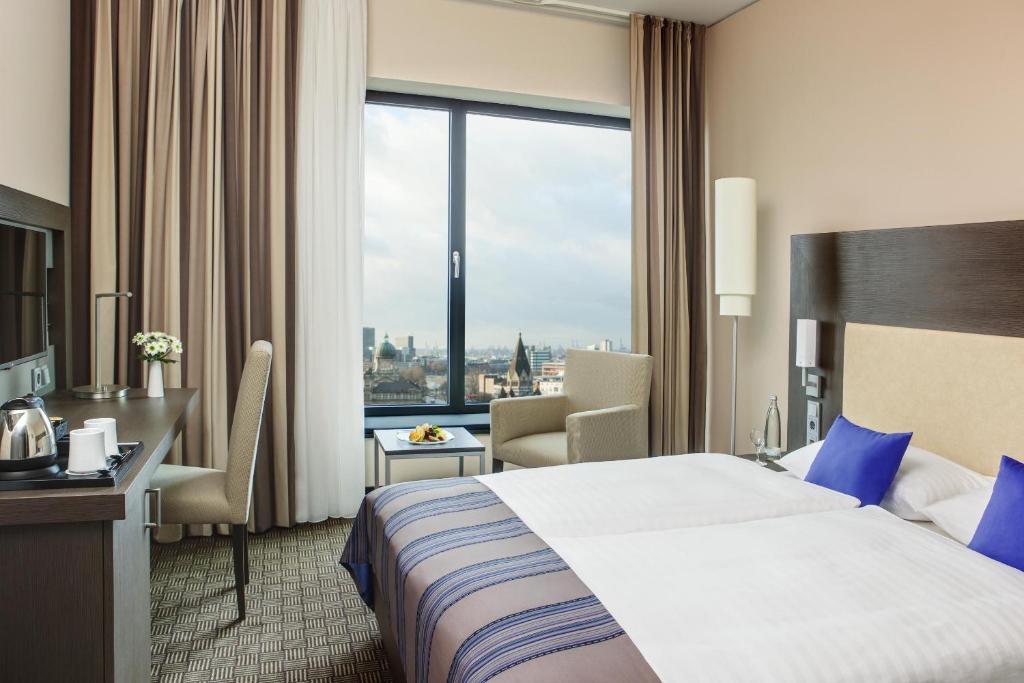 IntercityHotel Hamburg Dammtor-Messe ****
