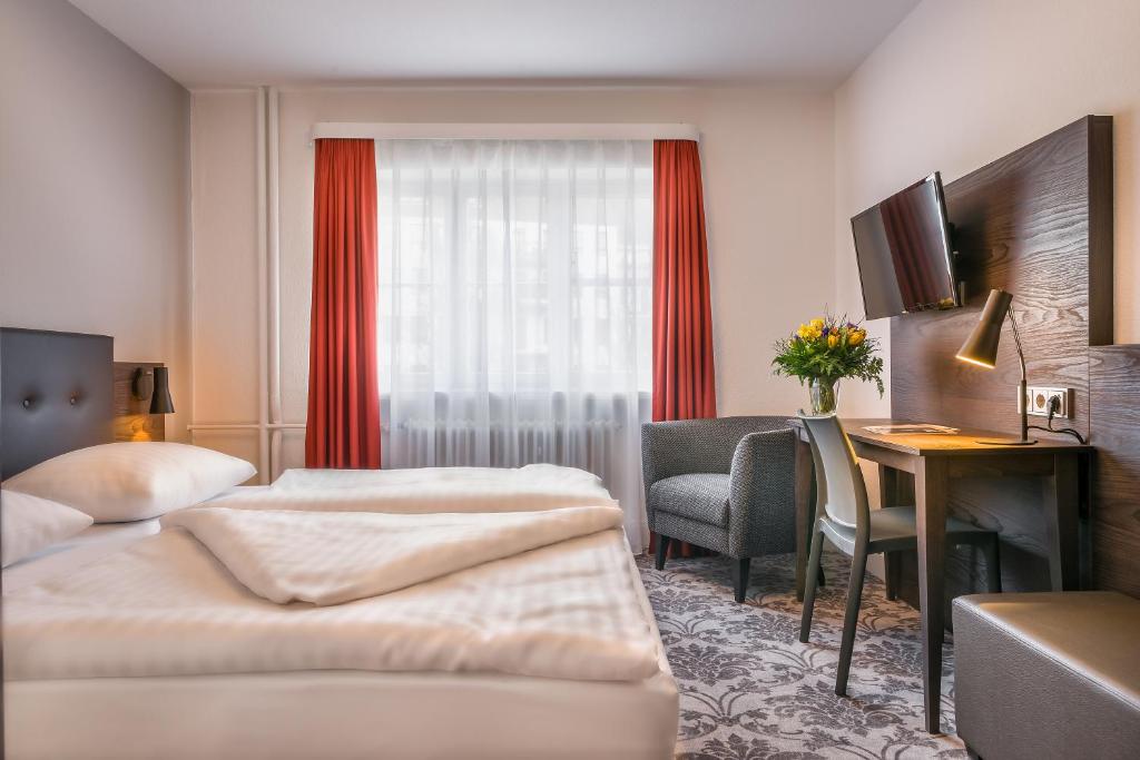 Signature Hotel Astoria